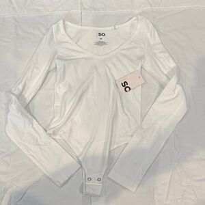 NWT SO Classic White V-Neck Bodysuit